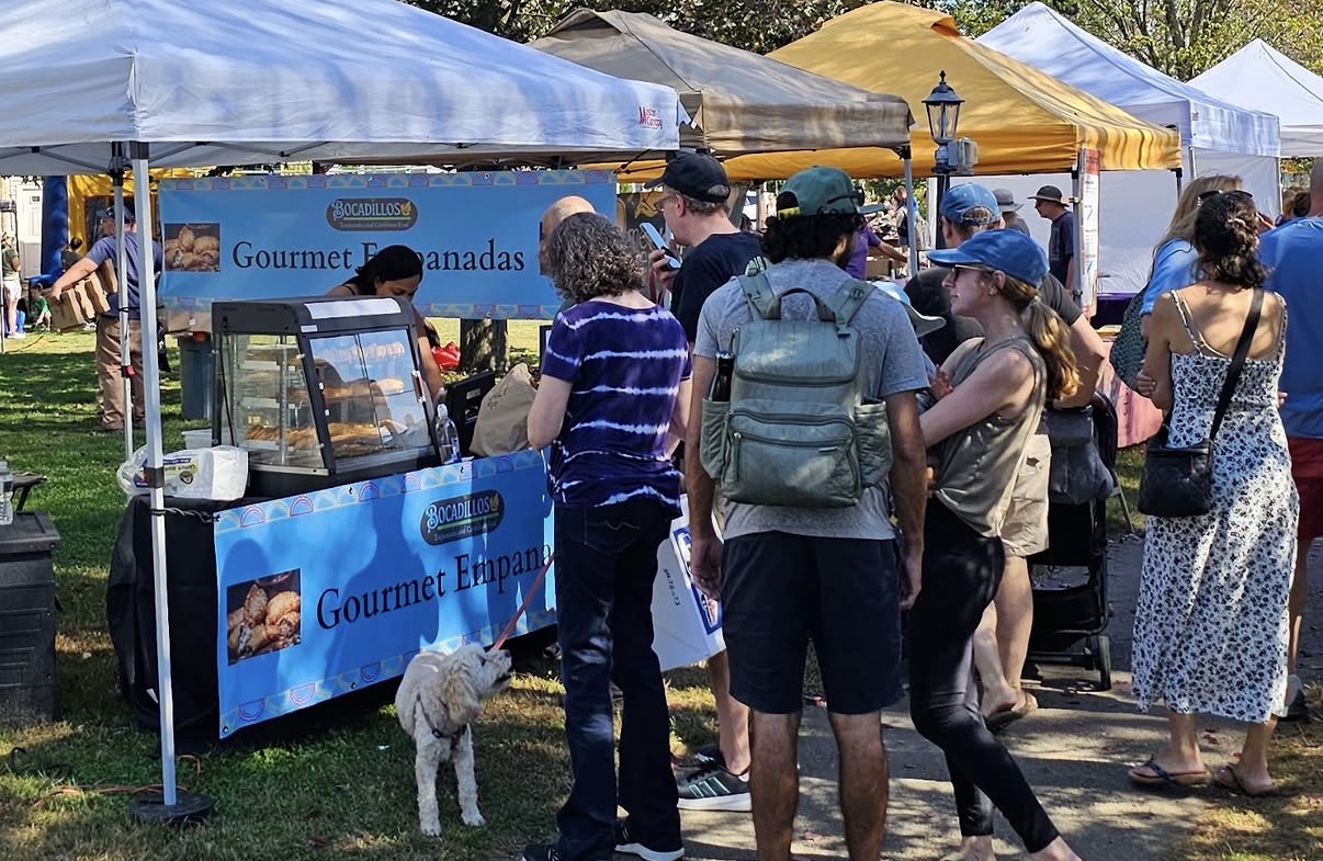 Bocadillos food truck